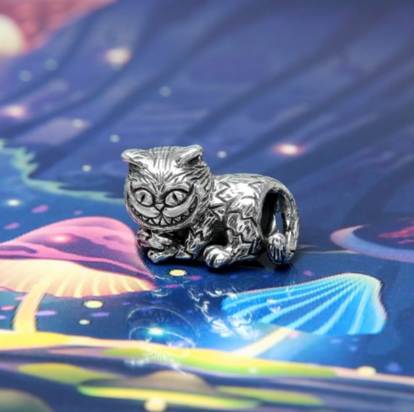 Moress -CHESTER CAT BEAD