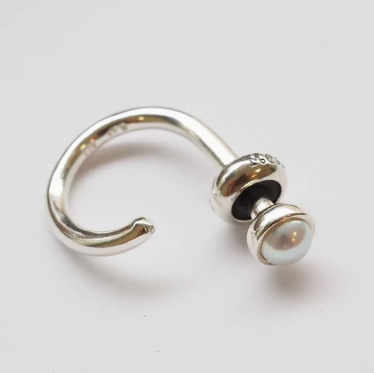 Melina Ring White pearl