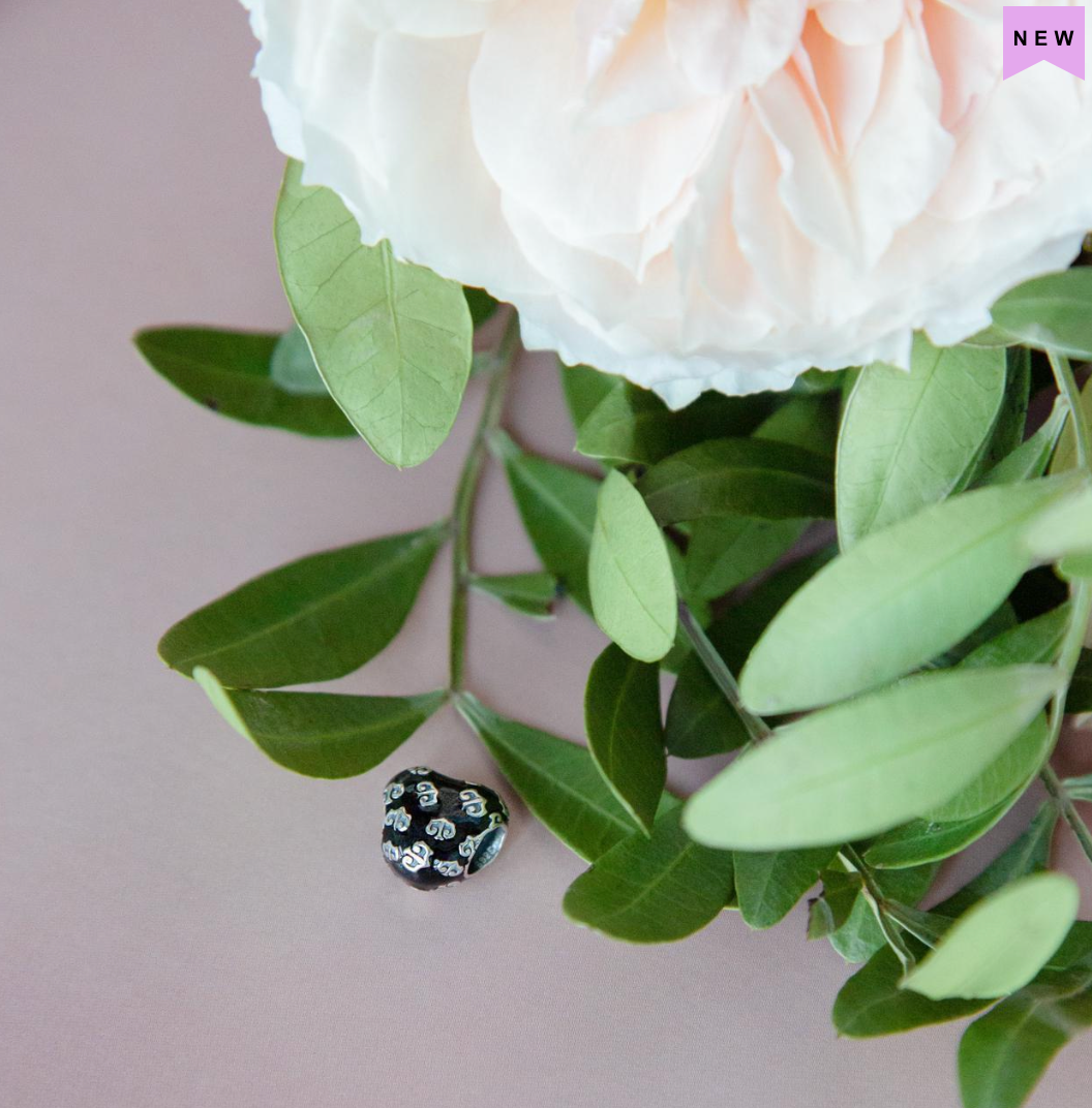Truebeadz True Love Black enamel