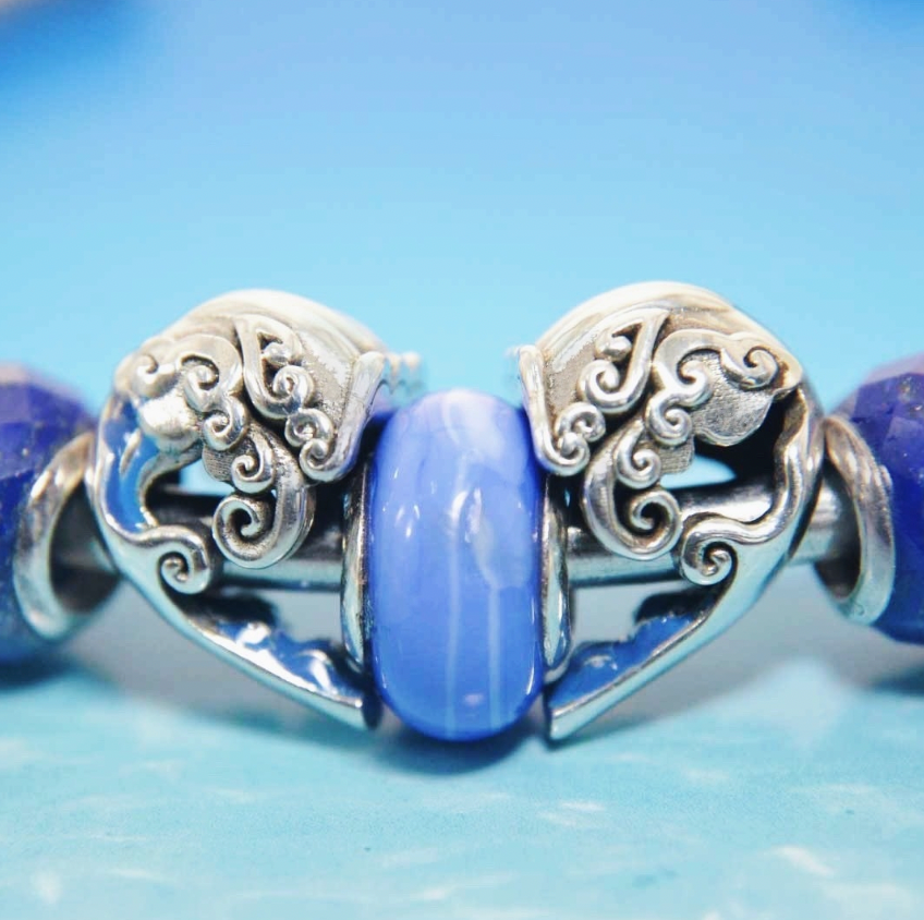 Moress -Heartwave Bead