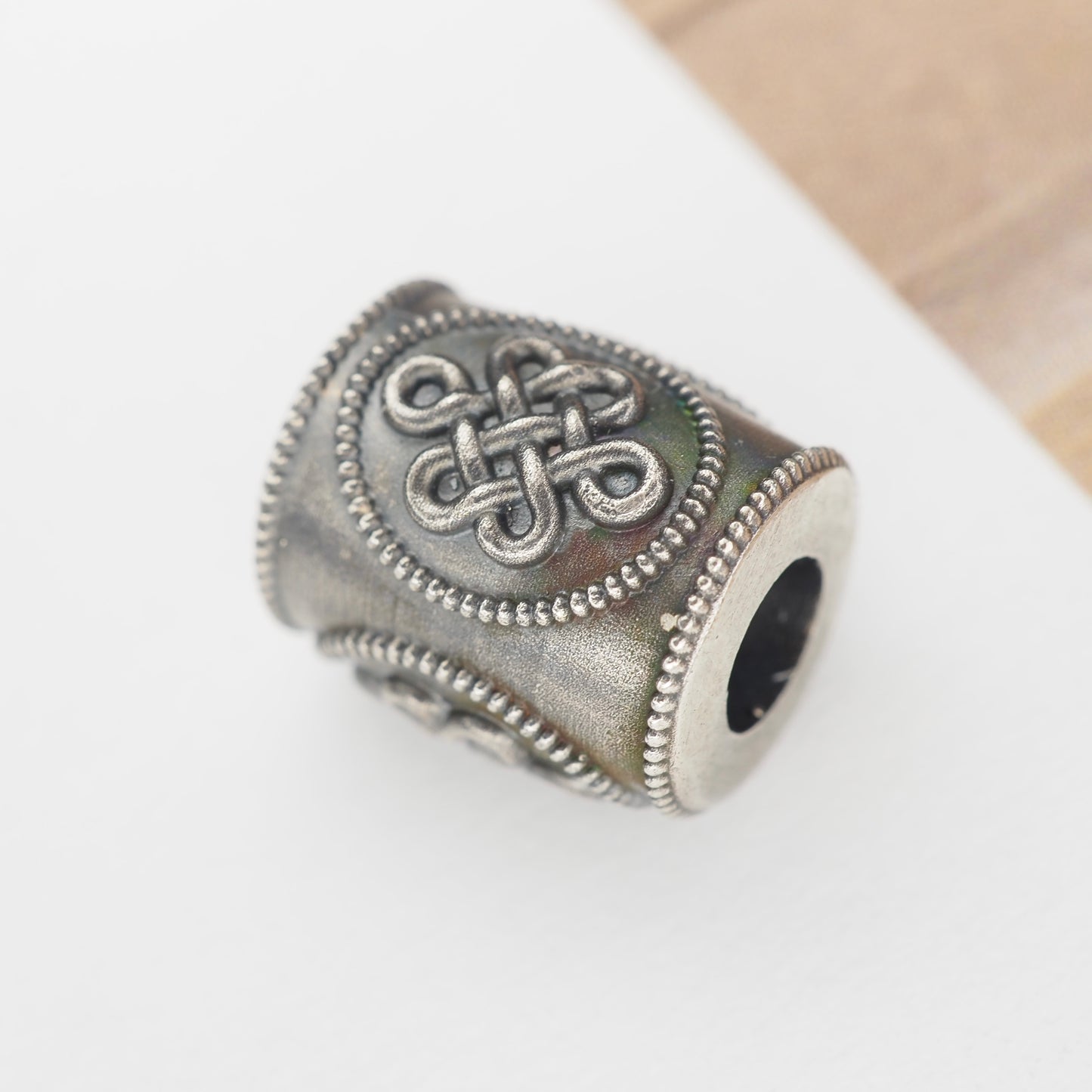 Spiritbeads Endless Knot Barrel