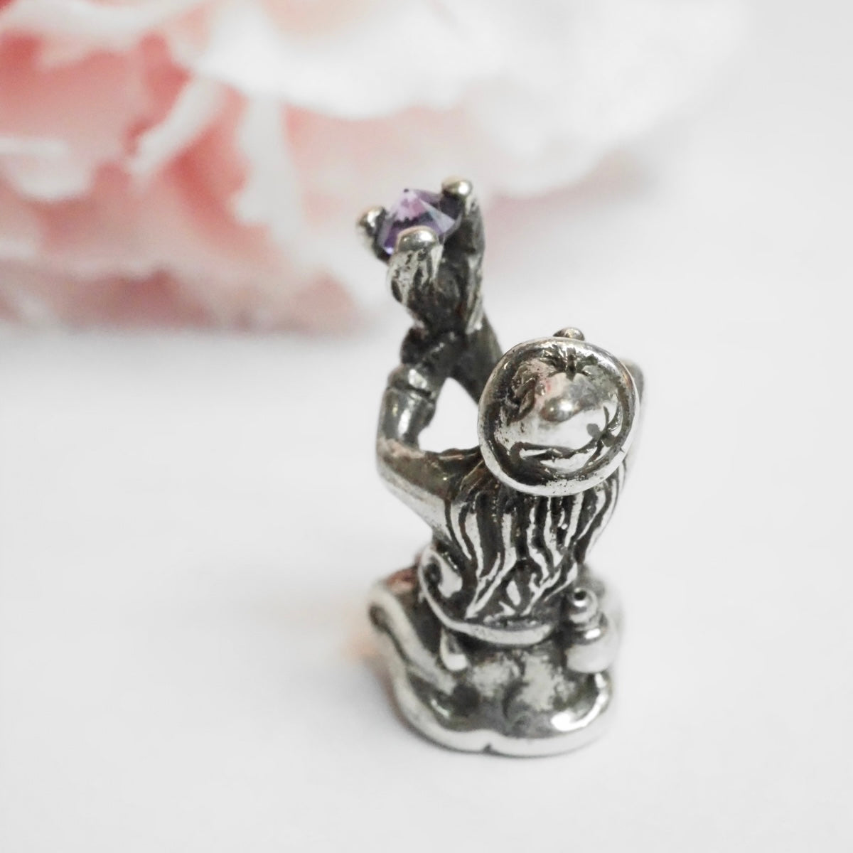 Eske Storm Magician with amethyst