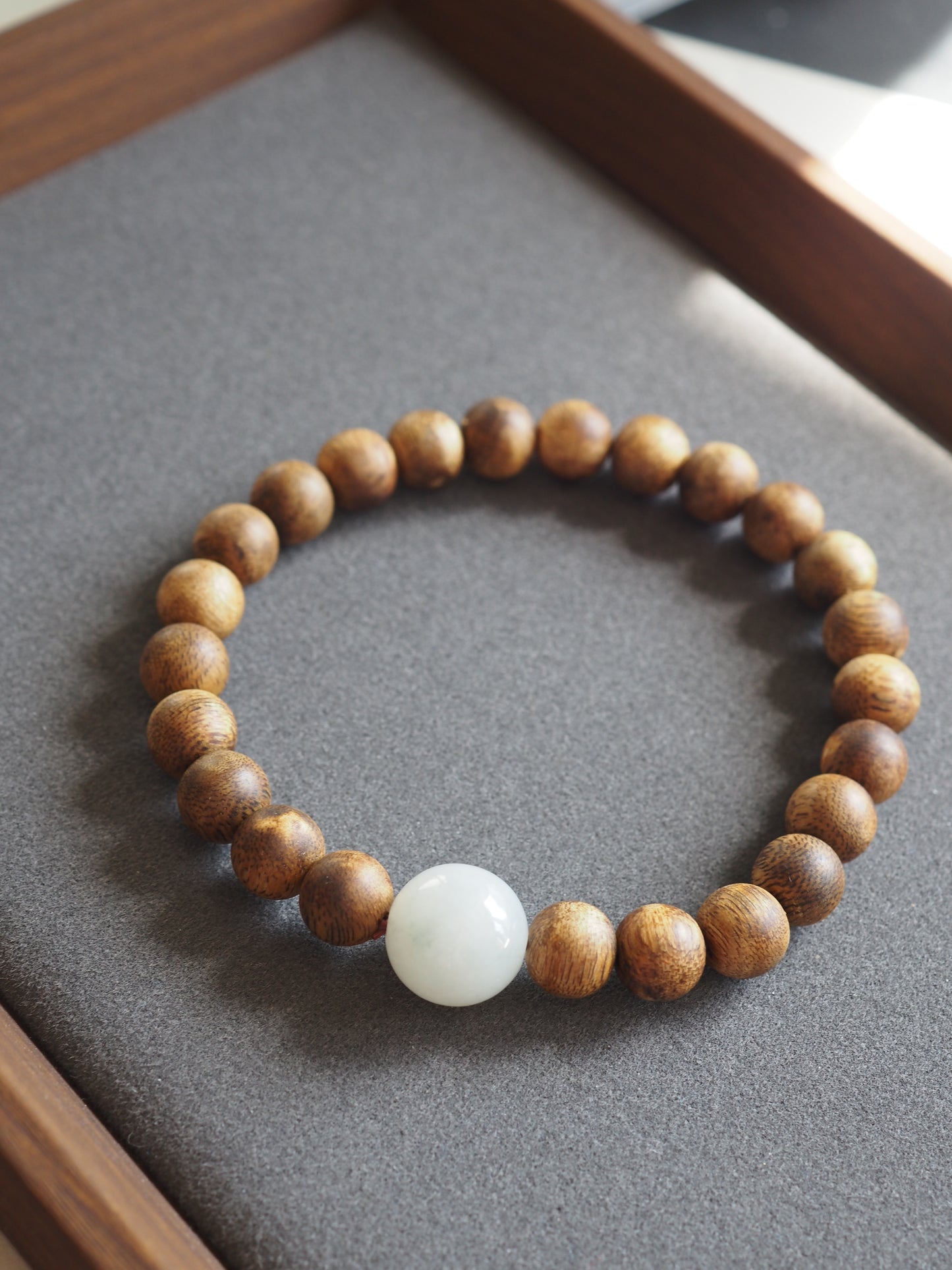 Sheng Ji - White Jadeite × Agarwood Bead Bracelet