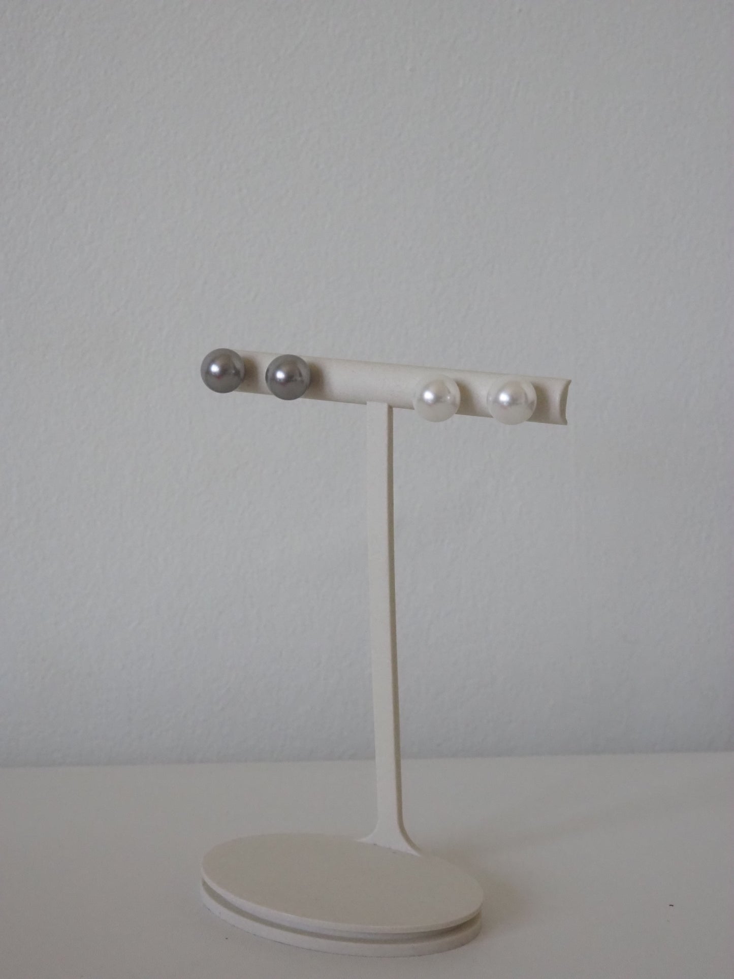 KOKO - Edison‘s Pearl Night Grey earing 8mm