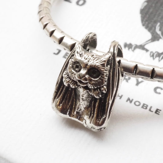 Midgard Cat in a package