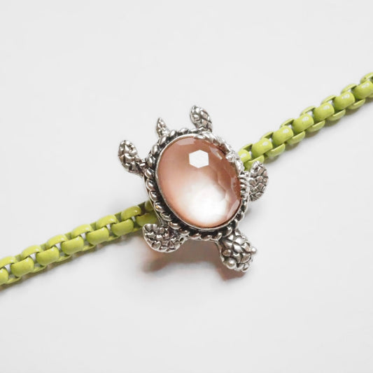 Moress - MOTHER OF PEARL TURTLE BEAD