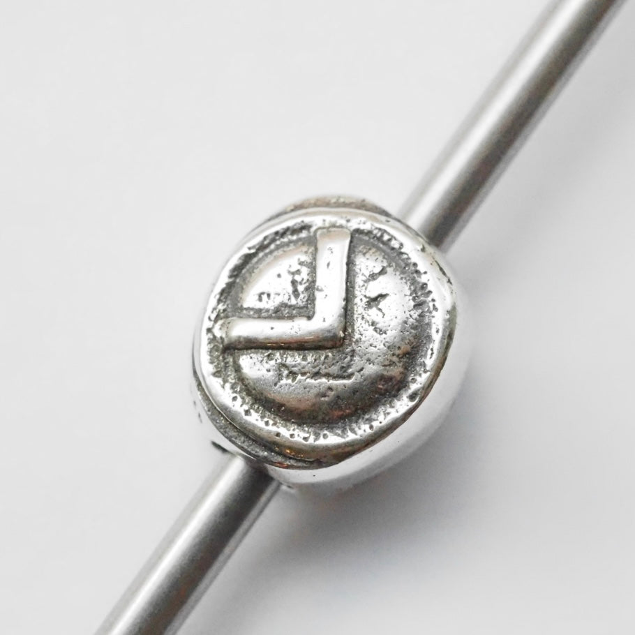 Melina Leonidas – Shield Λ Coin