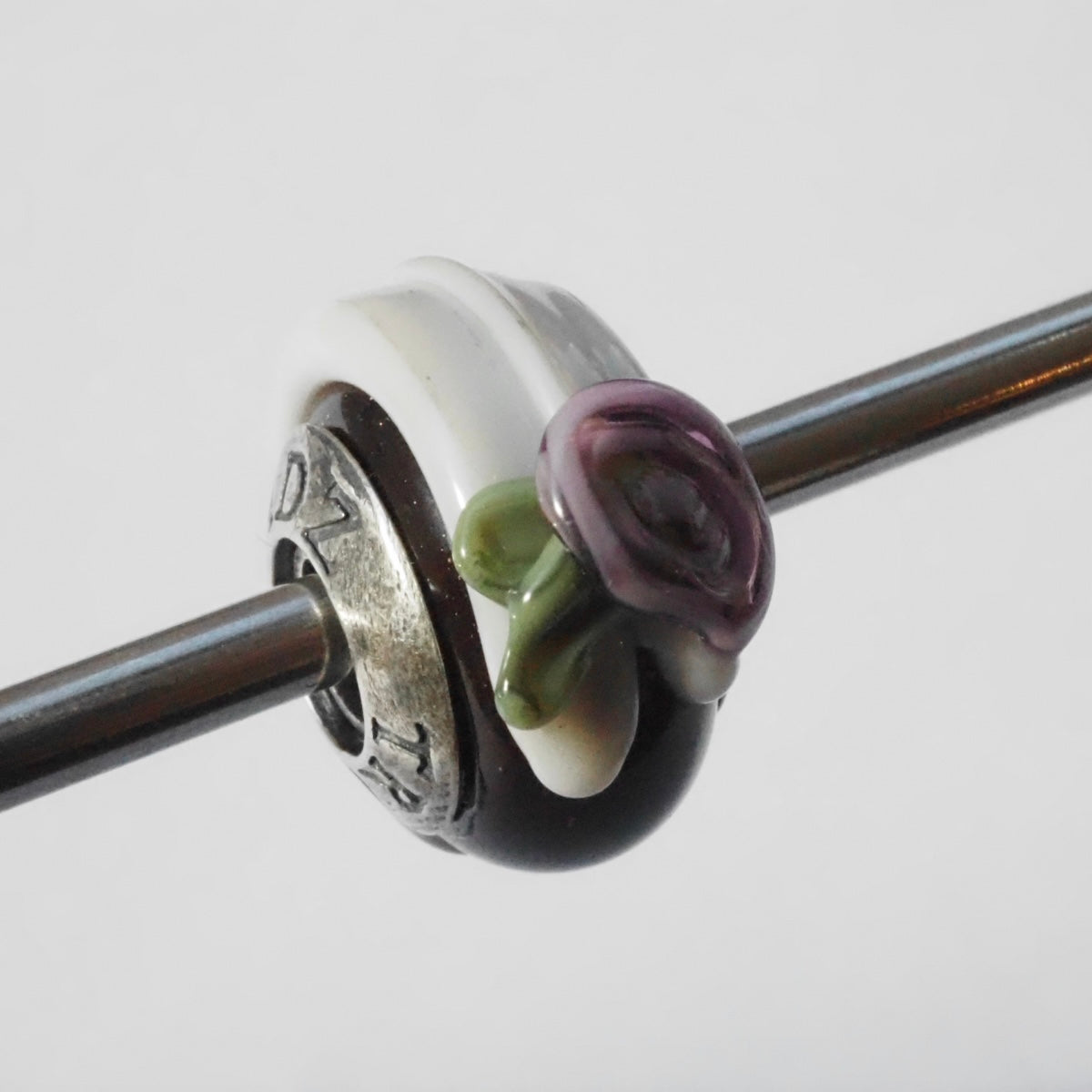 Truebeadz Pink flower cake glass