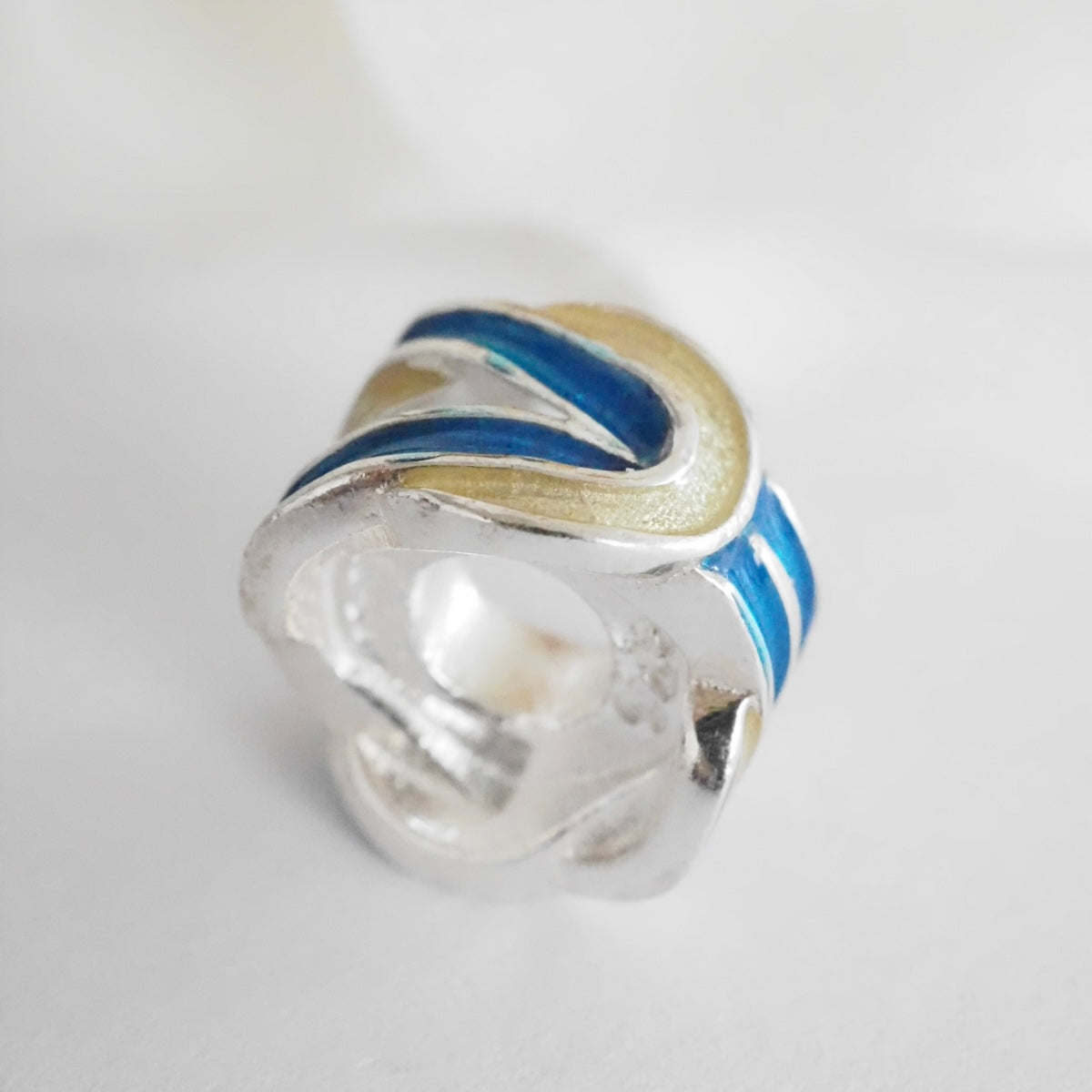 Melina Knot of Hercules (Enamel)