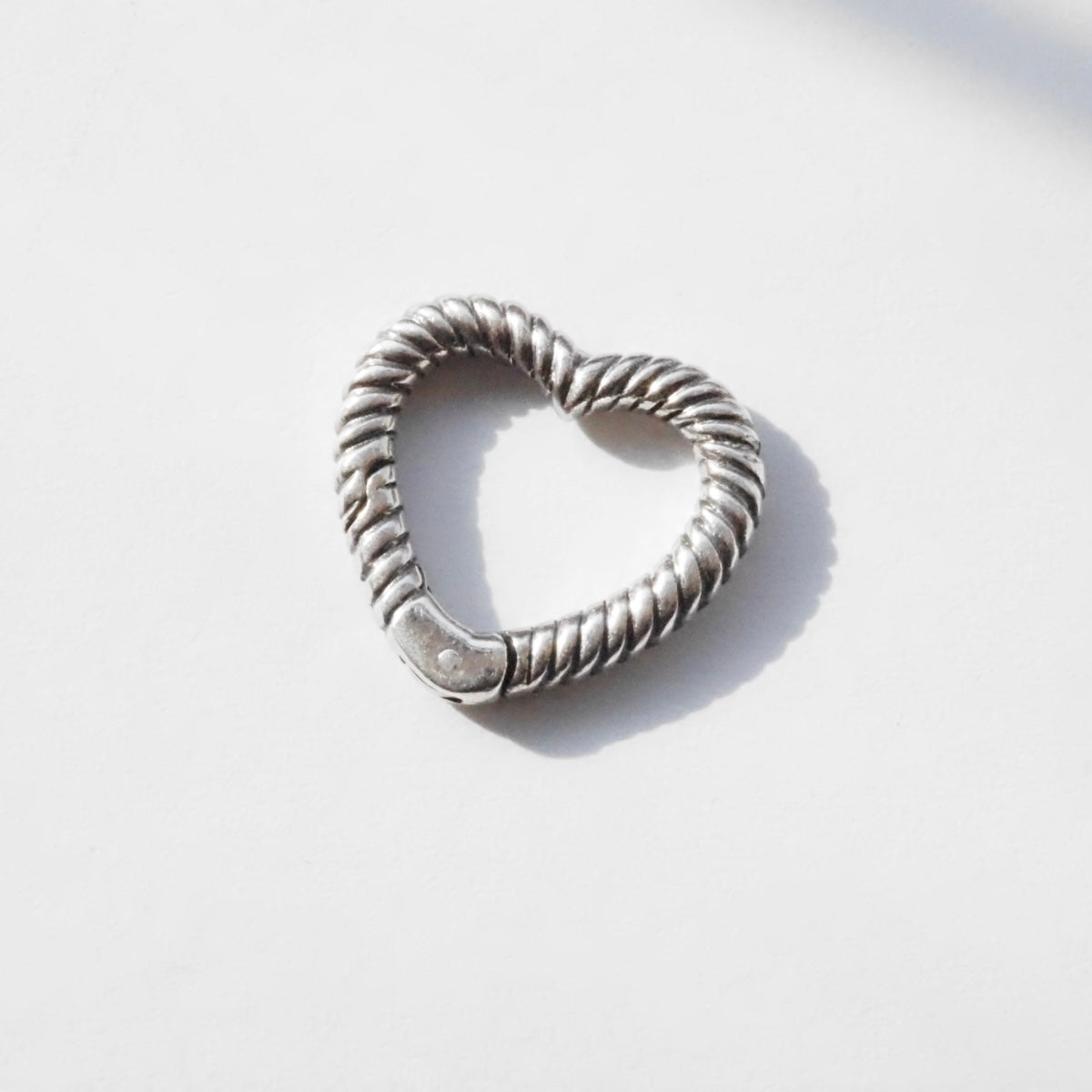 Moress - PLAY ROPE HEART