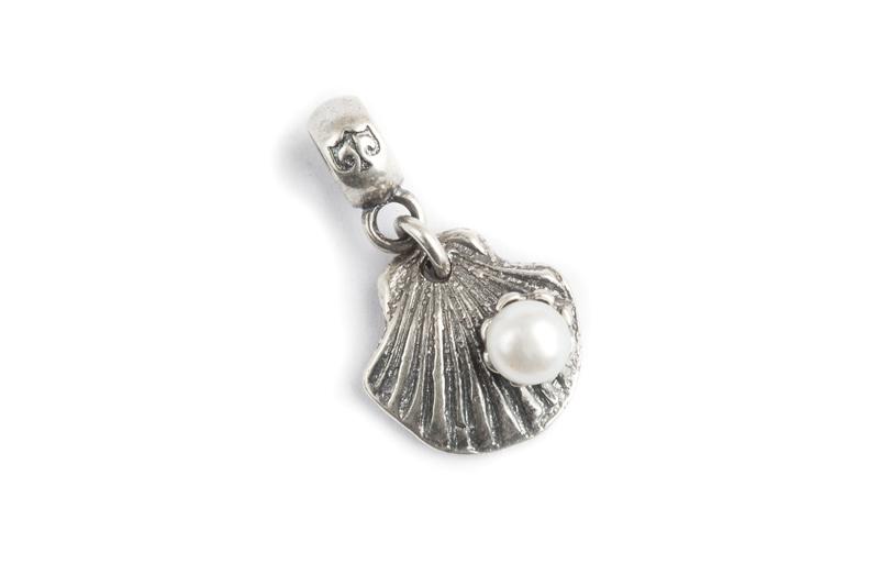 Truebeadz Pearl Shell Dangle