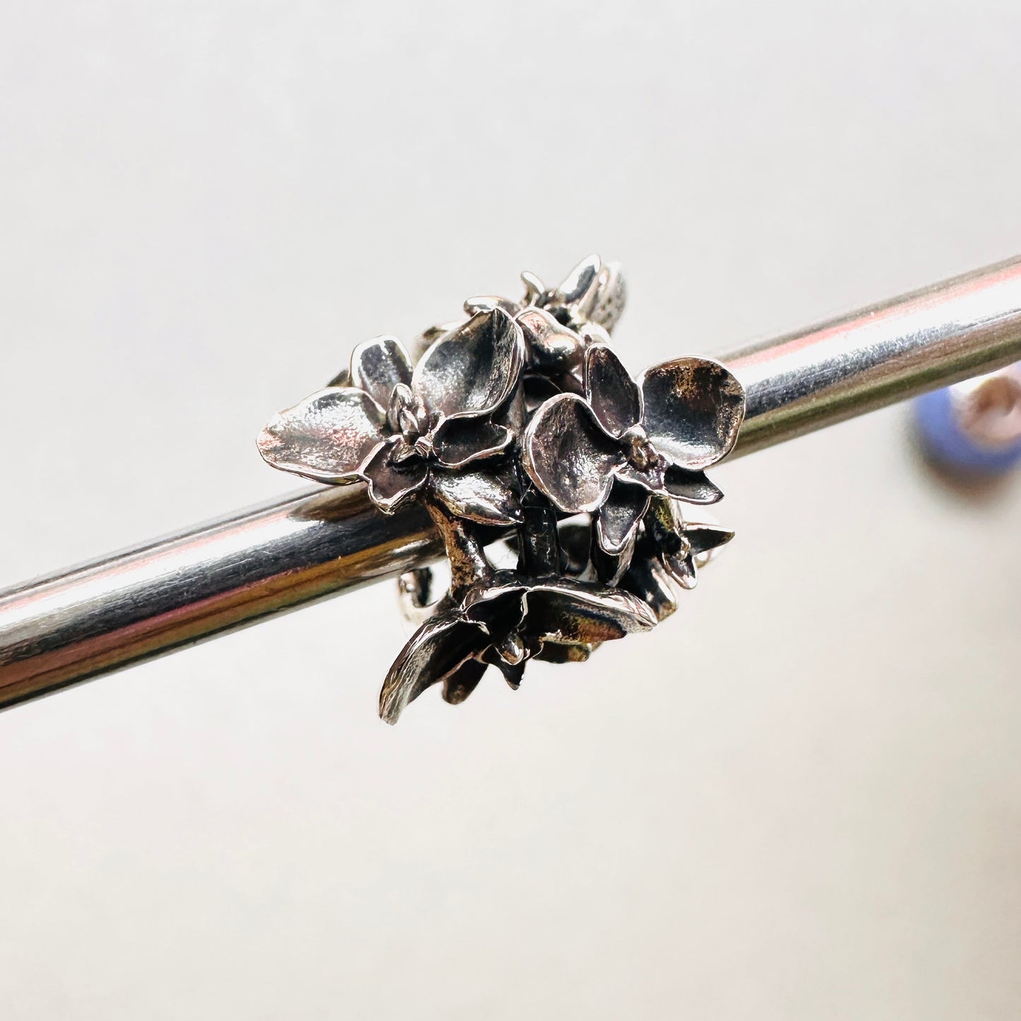 PRAAN Royal Orchid Charm