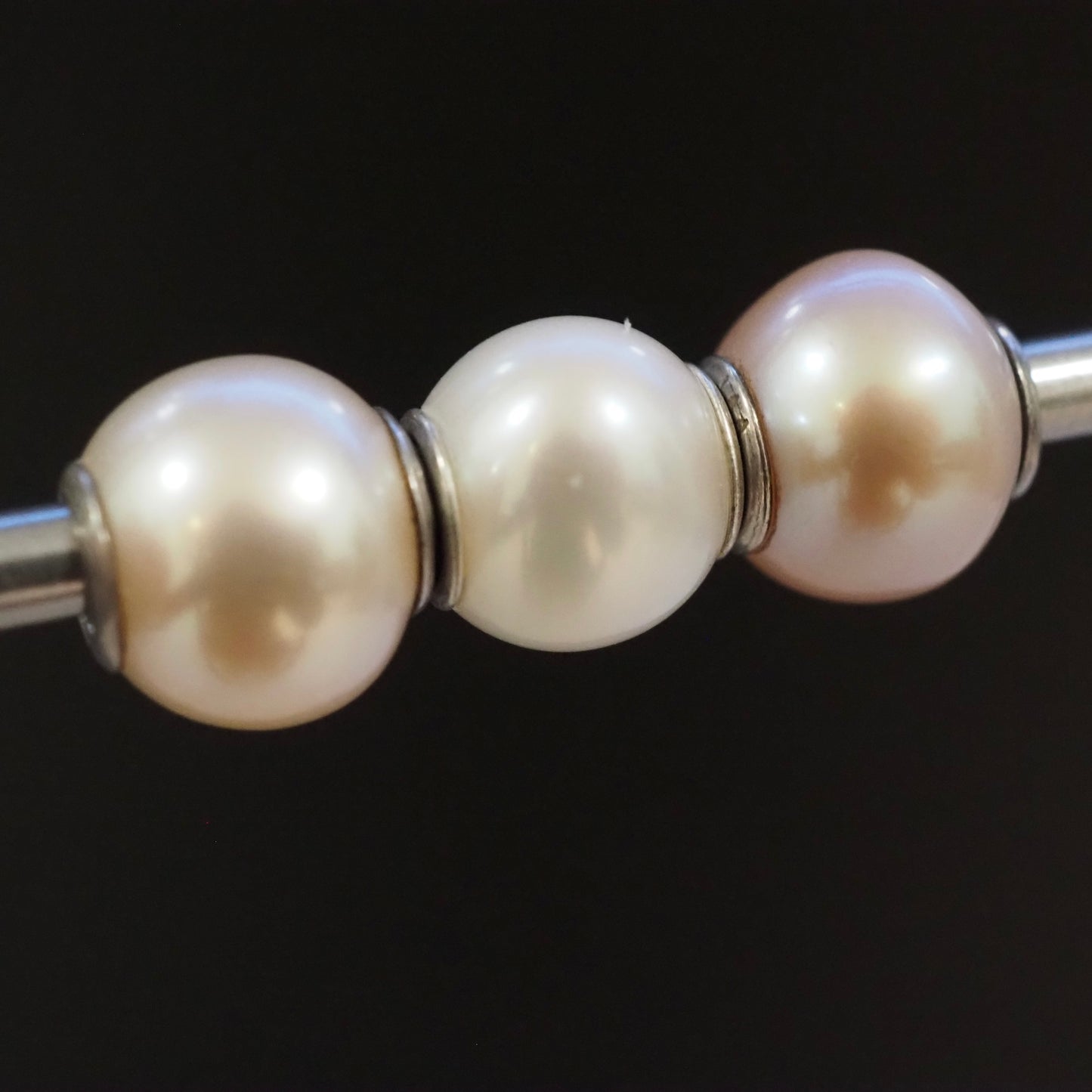 Trollbeads White Pearl and Rose Pearl