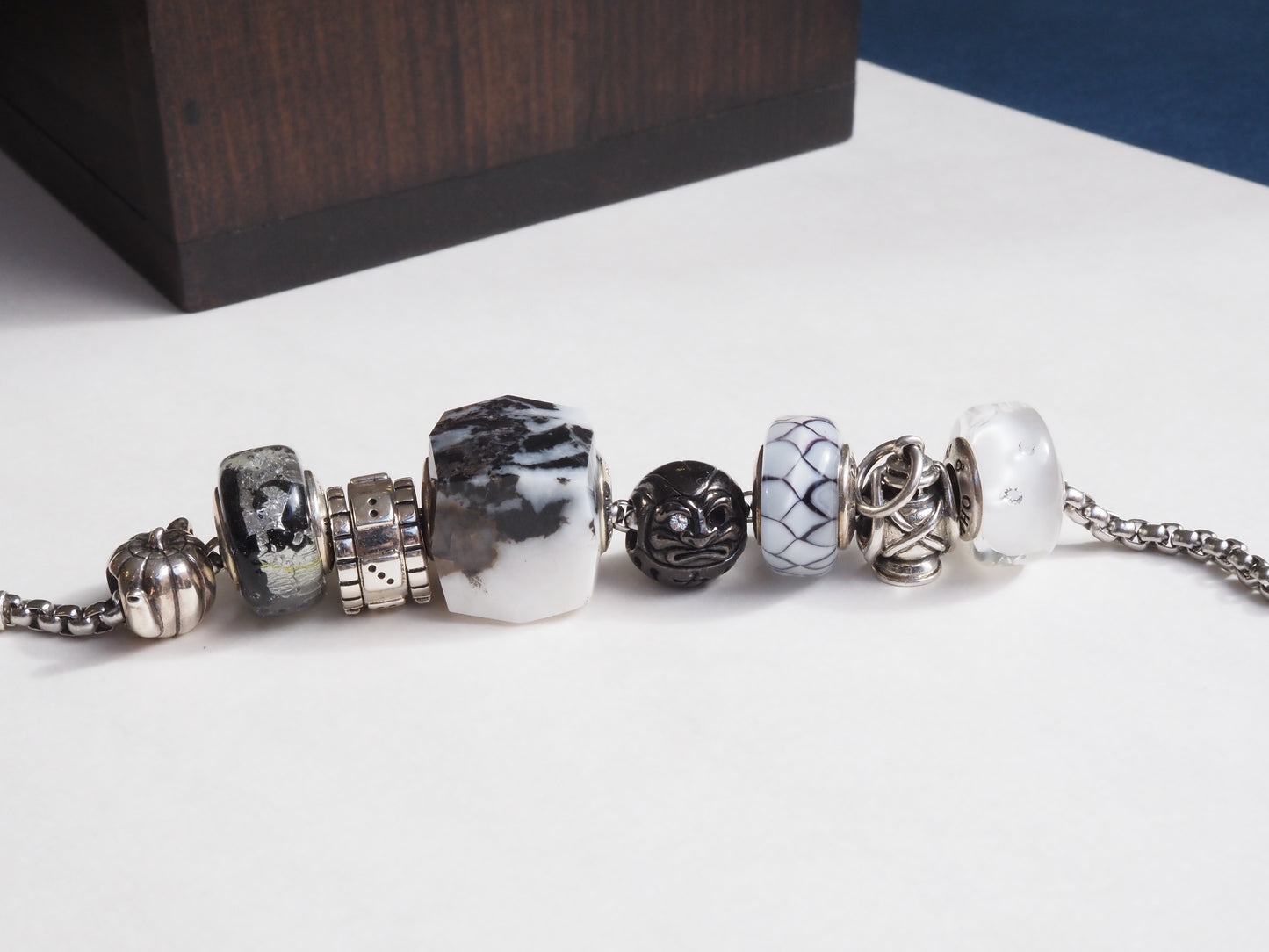Spiritbeads Spirit of Japan - Daruma Black Silver - last piece
