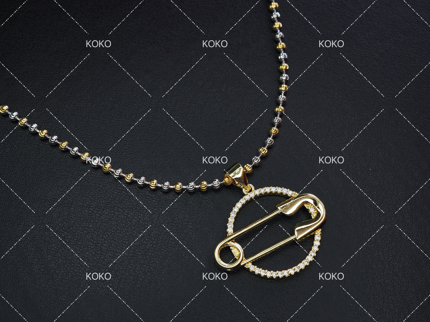 KOKO Lovely Pin Pendant 14K Gold Plated