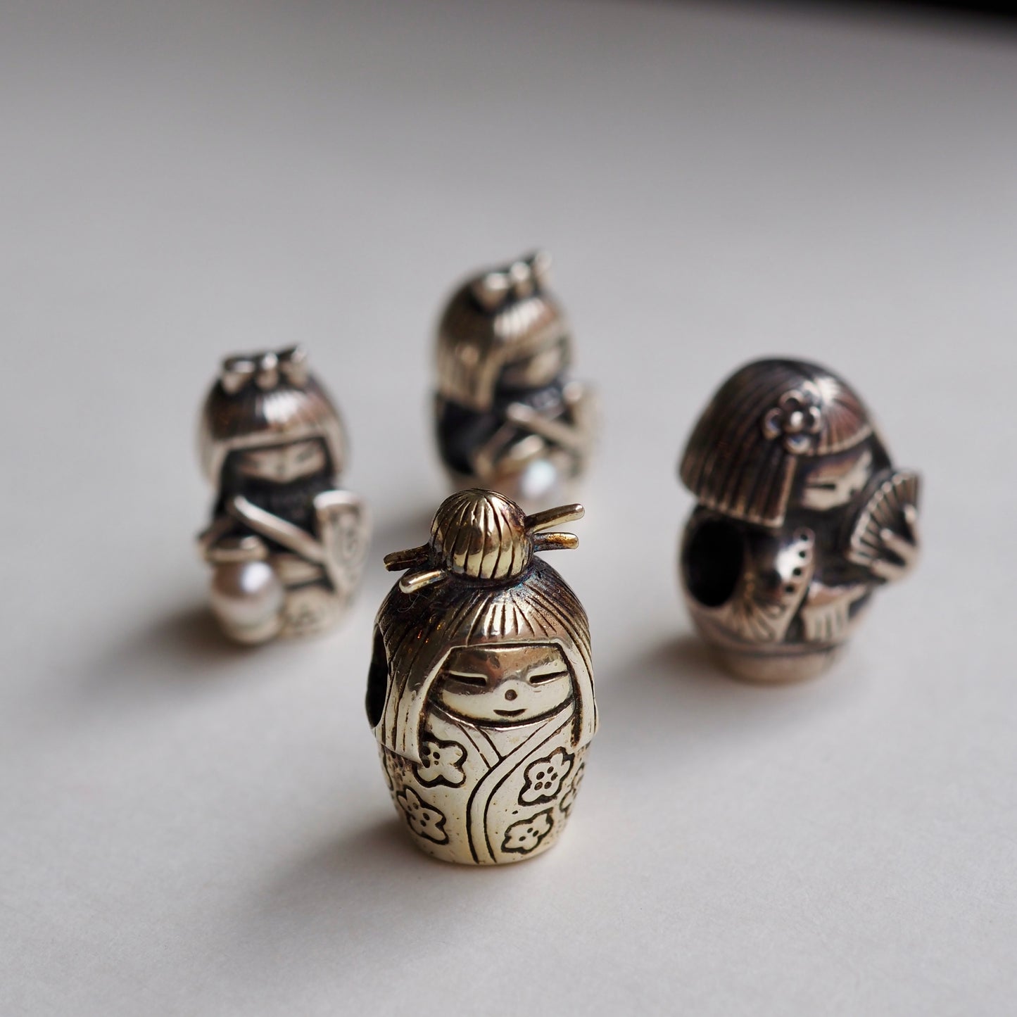 Spiritbeads Unique - Kokeshi gold plated - last piece