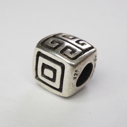 Melina - Ancient greek pattern