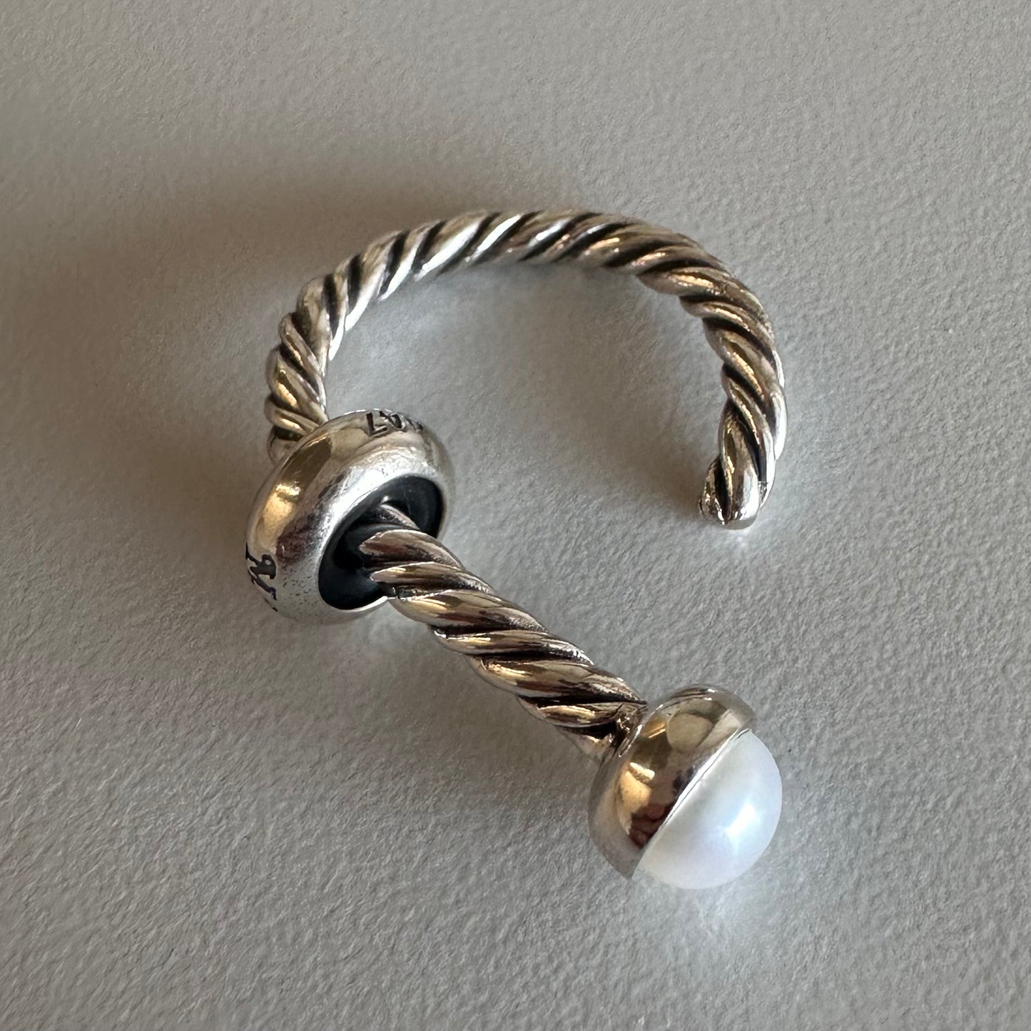 Melina Twisted Ring White pearl