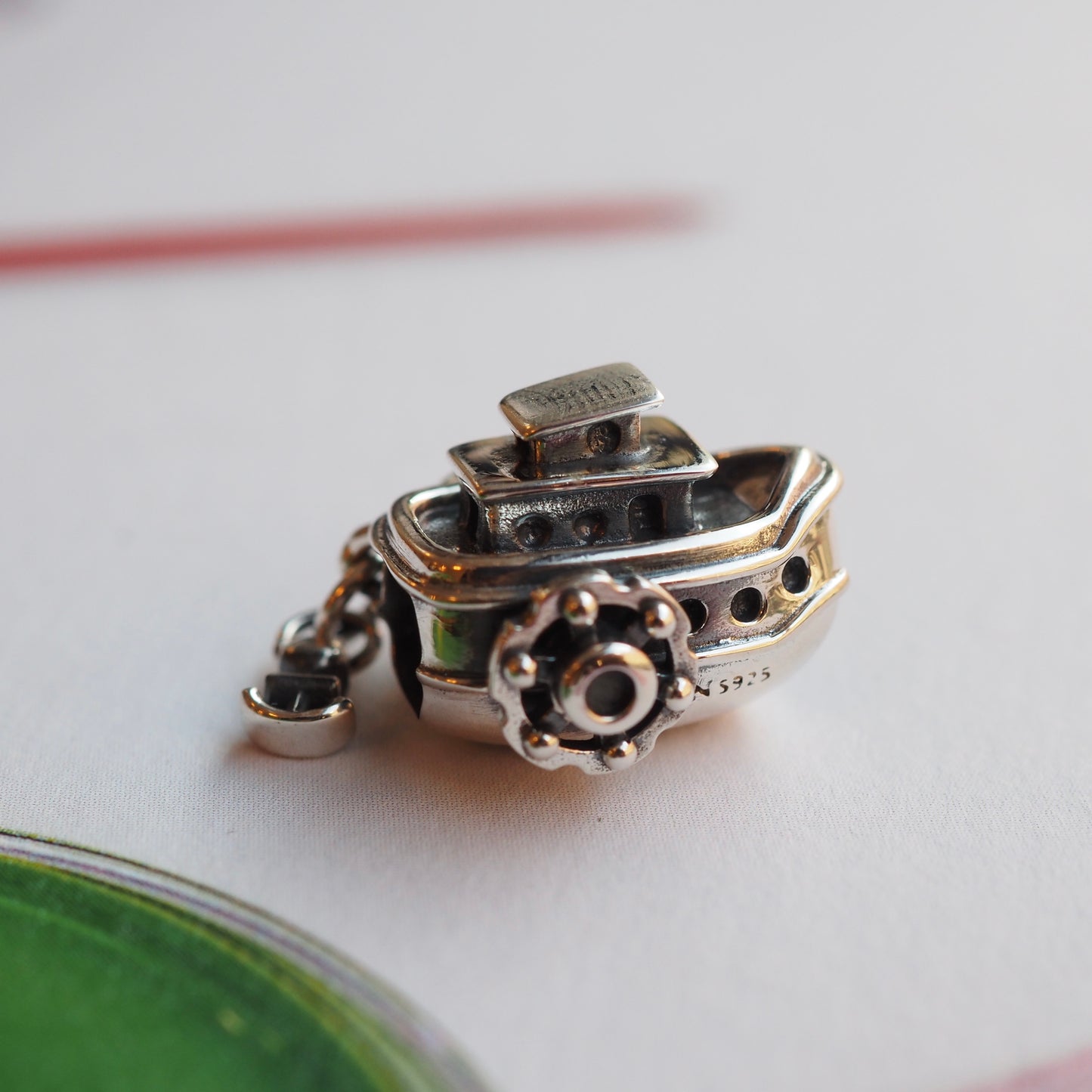 PRAAN Steamship Charm