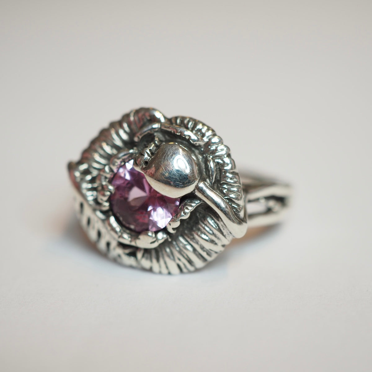 Eske Storm Poppy Ring with pink sapphire