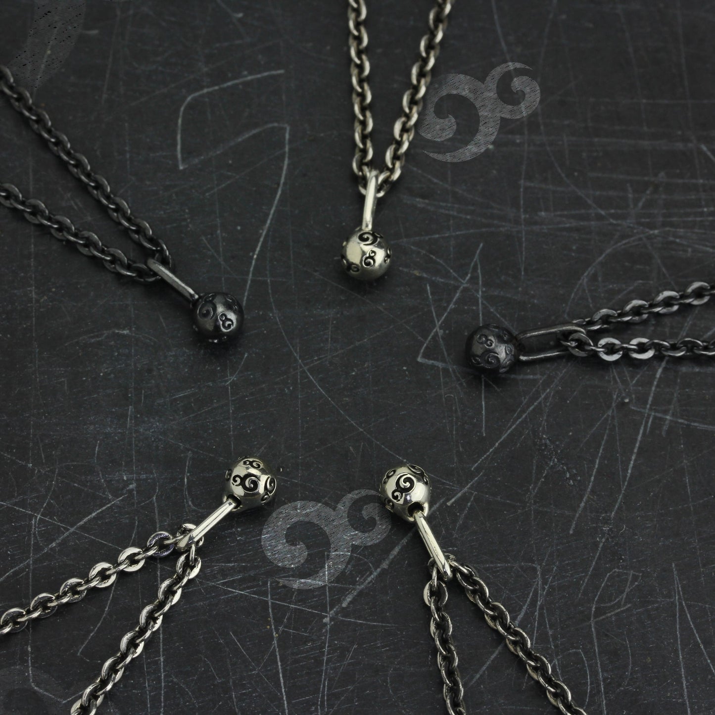 OHM Ball Necklace 40cm